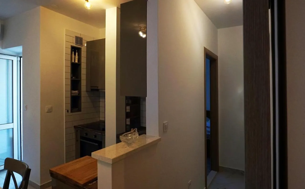 Deluxe Apartment Joia With Balcony On The Beach Bacvice, Free Parking, Old Town, Near Ferry Port Split